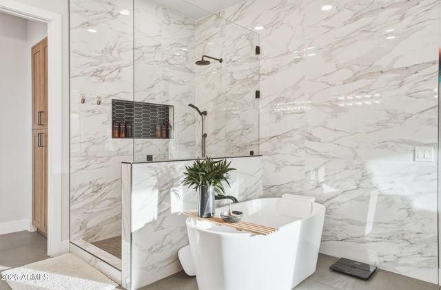 5302 N 68TH Place, Paradise Valley, AZ 85253