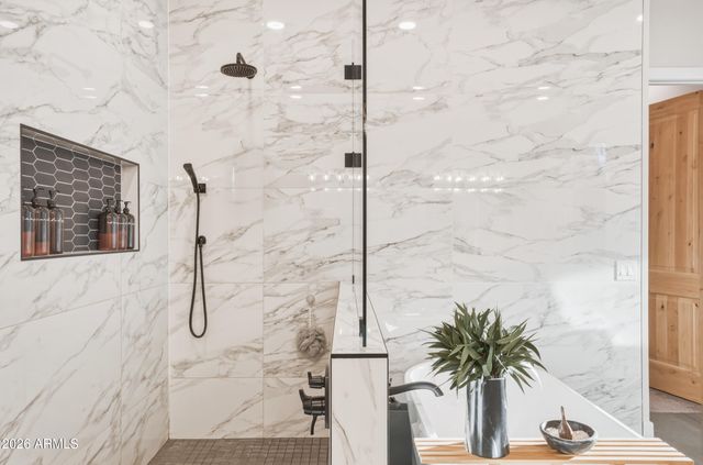 5302 N 68TH Place, Paradise Valley, AZ 85253