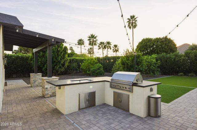 5302 N 68TH Place, Paradise Valley, AZ 85253