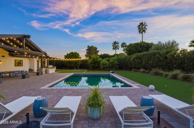 5302 N 68TH Place, Paradise Valley, AZ 85253