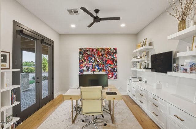 5302 N 68TH Place, Paradise Valley, AZ 85253