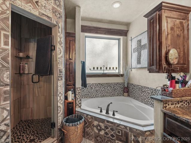 555 White Chimney, Stuart, OK 74570