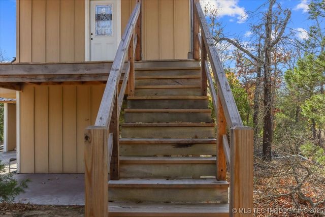 555 White Chimney, Stuart, OK 74570