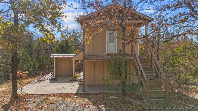 555 White Chimney, Stuart, OK 74570