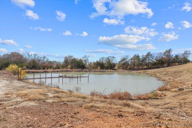 555 White Chimney, Stuart, OK 74570