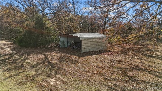 555 White Chimney, Stuart, OK 74570