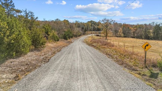555 White Chimney, Stuart, OK 74570