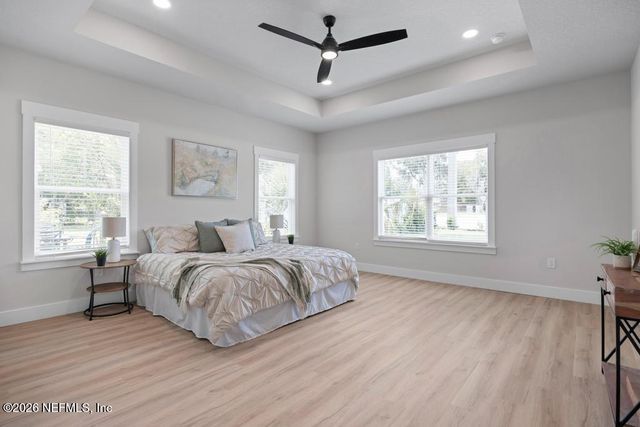 4524 PINEWOOD Avenue, Jacksonville, FL 32207