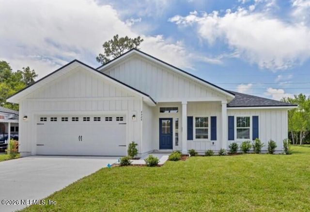 4524 PINEWOOD Avenue, Jacksonville, FL 32207