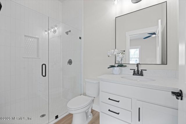 4524 PINEWOOD Avenue, Jacksonville, FL 32207