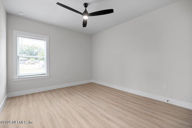 4524 PINEWOOD Avenue, Jacksonville, FL 32207