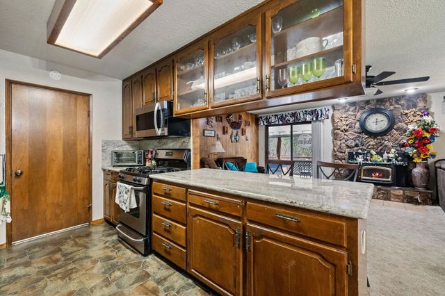 22698 Robin Hood Dr, Twain Harte, CA 95383