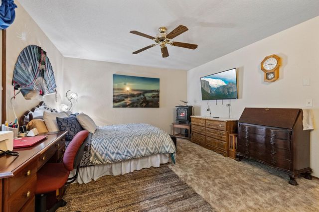 22698 Robin Hood Dr, Twain Harte, CA 95383