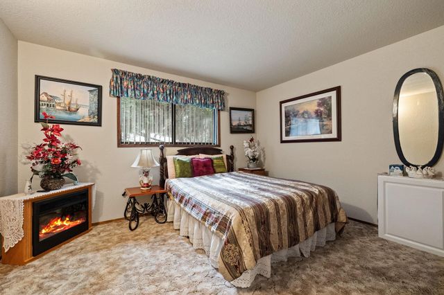 22698 Robin Hood Dr, Twain Harte, CA 95383