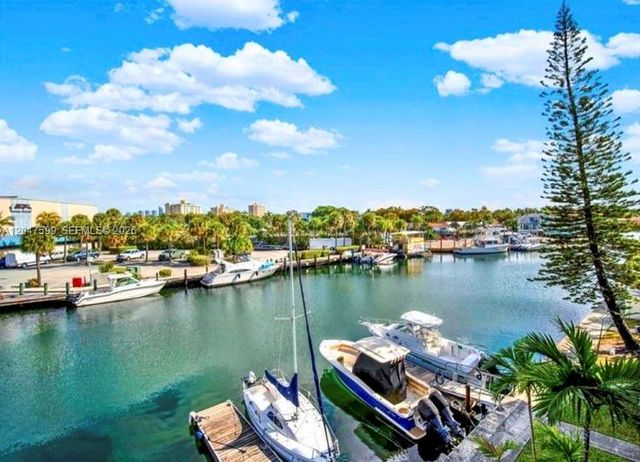 13155 Ixora Court 310, North Miami, FL 33181