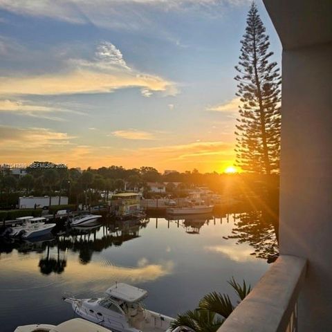 13155 Ixora Court 310, North Miami, FL 33181