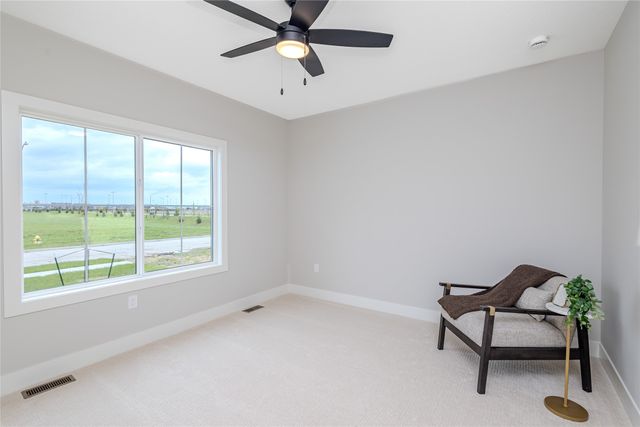 370 NW Ryder Drive, Waukee, IA 50263