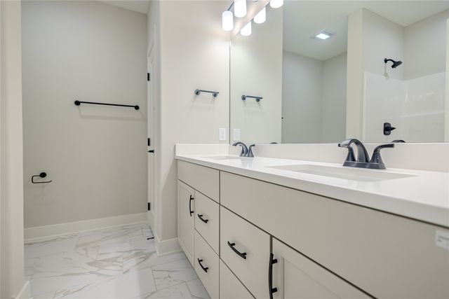 370 NW Ryder Drive, Waukee, IA 50263