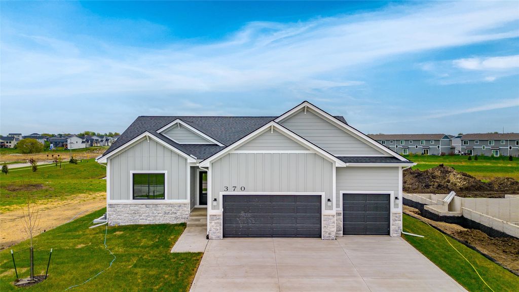 370 NW Ryder Drive, Waukee, IA 50263
