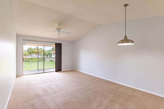 3031 Holiday Springs Boulevard 201-7, Margate, FL 33063