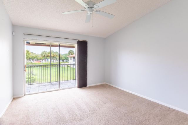 3031 Holiday Springs Boulevard 201-7, Margate, FL 33063