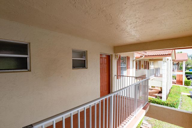 3031 Holiday Springs Boulevard 201-7, Margate, FL 33063
