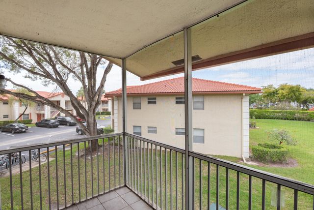 3031 Holiday Springs Boulevard 201-7, Margate, FL 33063
