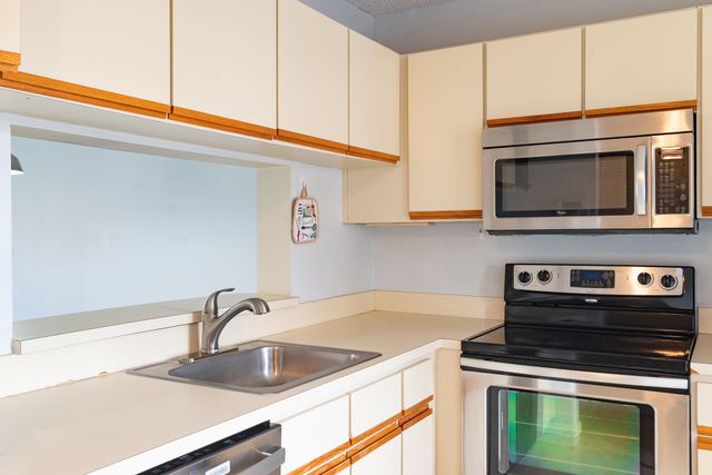 3031 Holiday Springs Boulevard 201-7, Margate, FL 33063