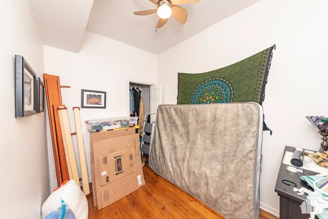1227 N Rockwell Street 2, Chicago, IL 60622
