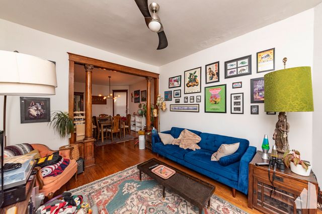 1227 N Rockwell Street 2, Chicago, IL 60622