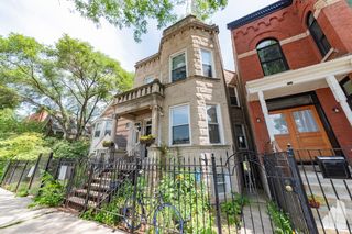 1227 N Rockwell Street 2, Chicago, IL 60622