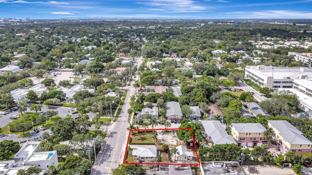 11 SW 11th Avenue, Fort Lauderdale, FL 33312