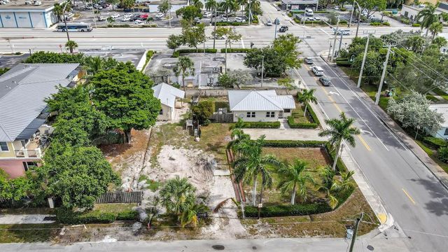 11 SW 11th Avenue, Fort Lauderdale, FL 33312