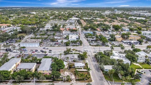11 SW 11th Avenue, Fort Lauderdale, FL 33312