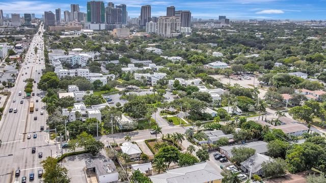 11 SW 11th Avenue, Fort Lauderdale, FL 33312