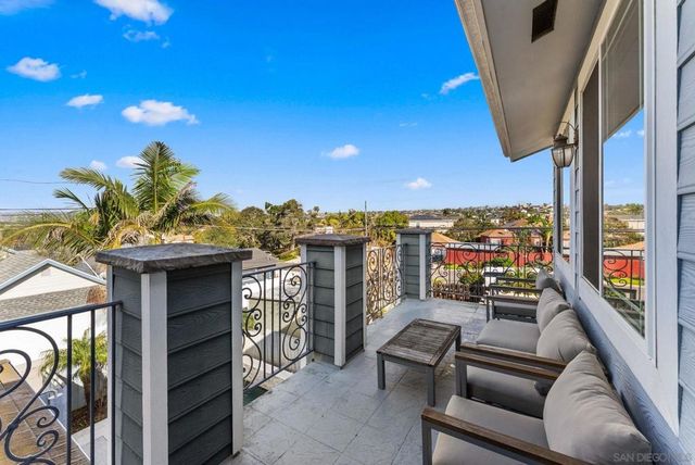 1550 Morenci St, San Diego, CA 92110