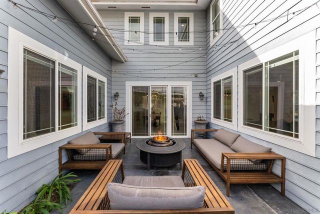 1550 Morenci St, San Diego, CA 92110