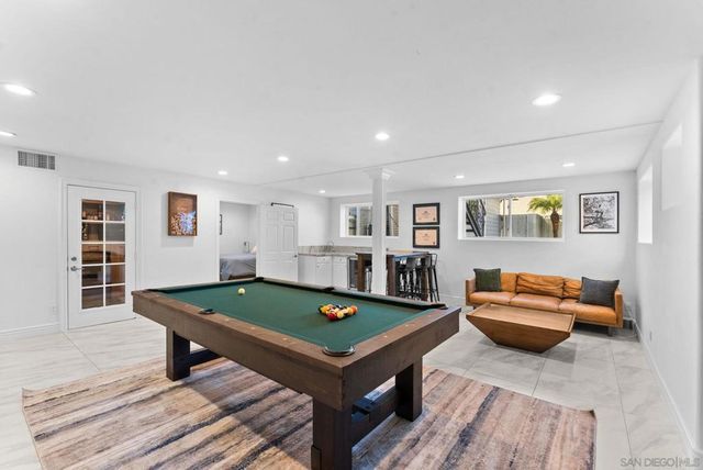 1550 Morenci St, San Diego, CA 92110