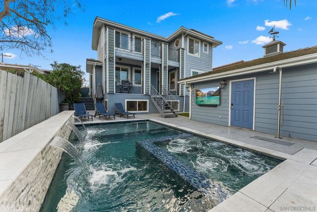 1550 Morenci St, San Diego, CA 92110