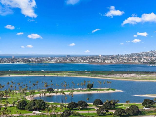 1550 Morenci St, San Diego, CA 92110