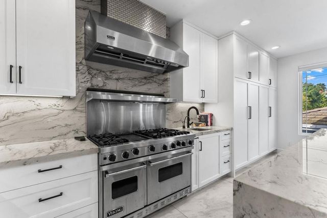 1550 Morenci St, San Diego, CA 92110