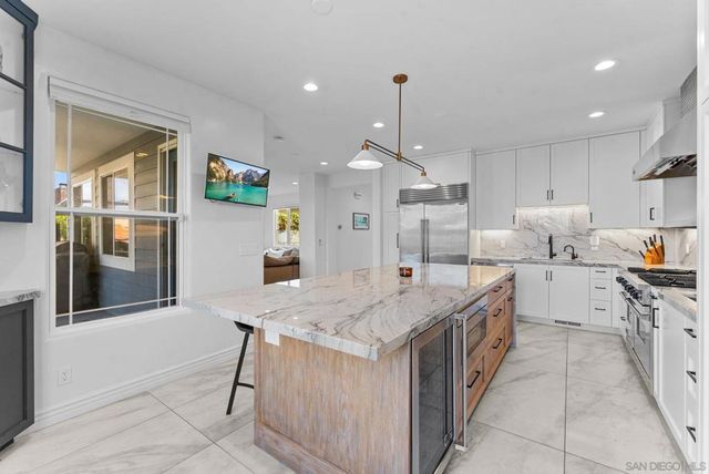 1550 Morenci St, San Diego, CA 92110