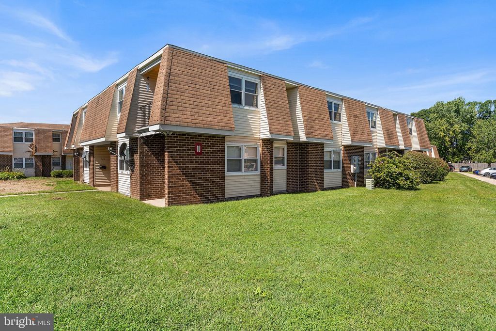 10 FLORENCE TOLLGATE PL, FLORENCE, NJ 08518 — photo 2
