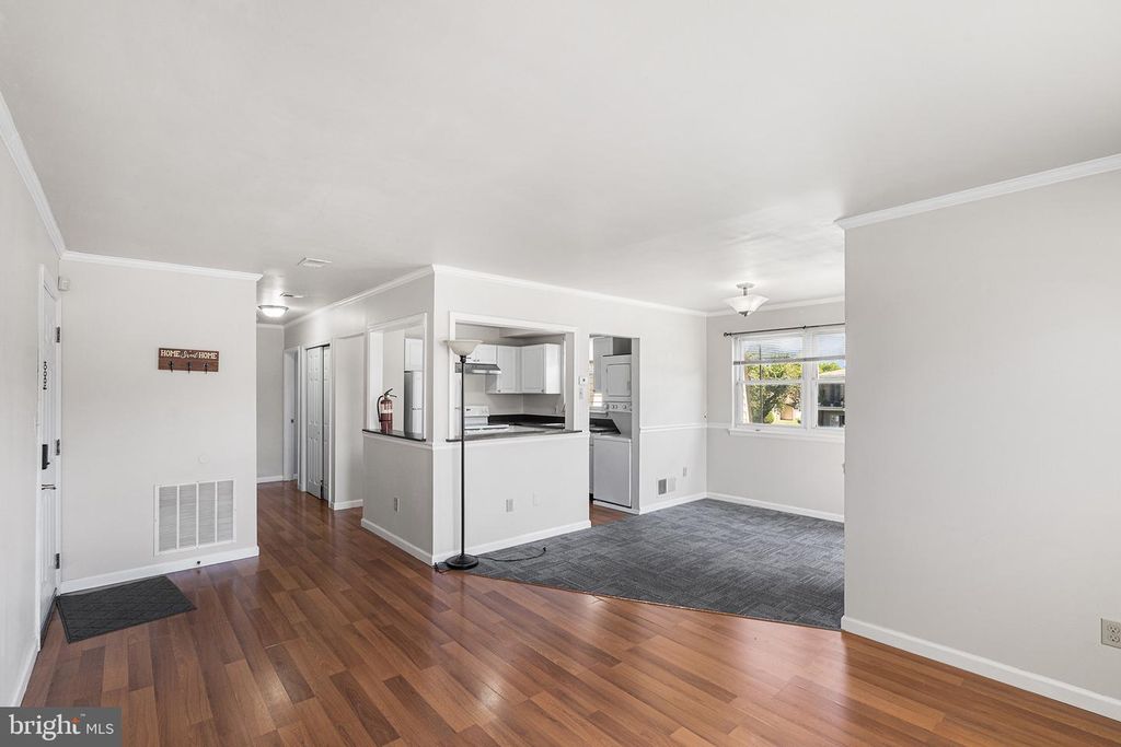 10 FLORENCE TOLLGATE PL, FLORENCE, NJ 08518 — photo 5