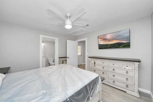 1047 Old Varley Lane, Sheridan, TX 78962