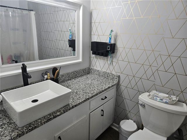 303 Lamplighter Circle, Winston-salem, NC 27104