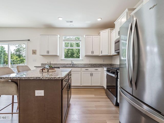 815 Golden Plum Lane, Zebulon, NC 27597