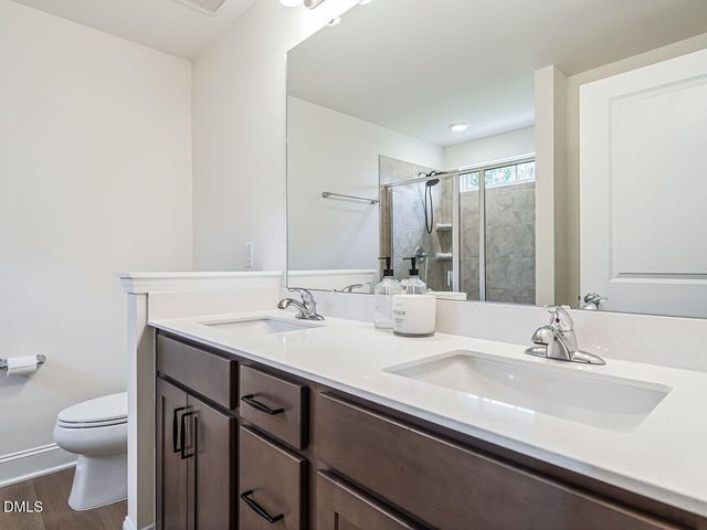 815 Golden Plum Lane, Zebulon, NC 27597