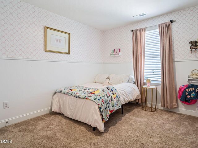 815 Golden Plum Lane, Zebulon, NC 27597