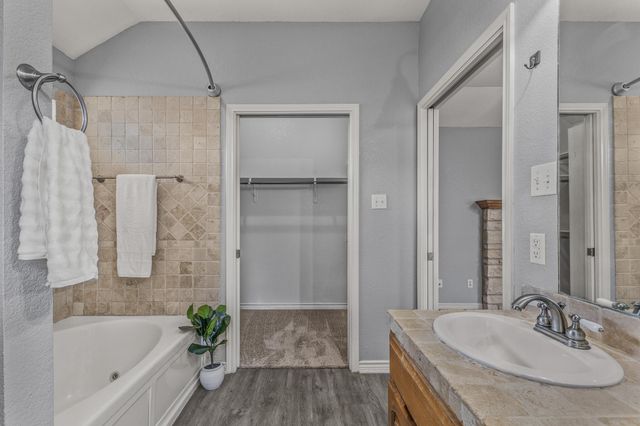 526 Armstrong DR, Belton, TX 76513